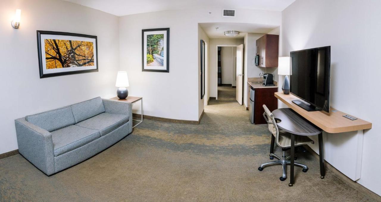 Holiday Inn Hotel & Suites Stockbridge-Atlanta I-75 By Ihg Exteriör bild