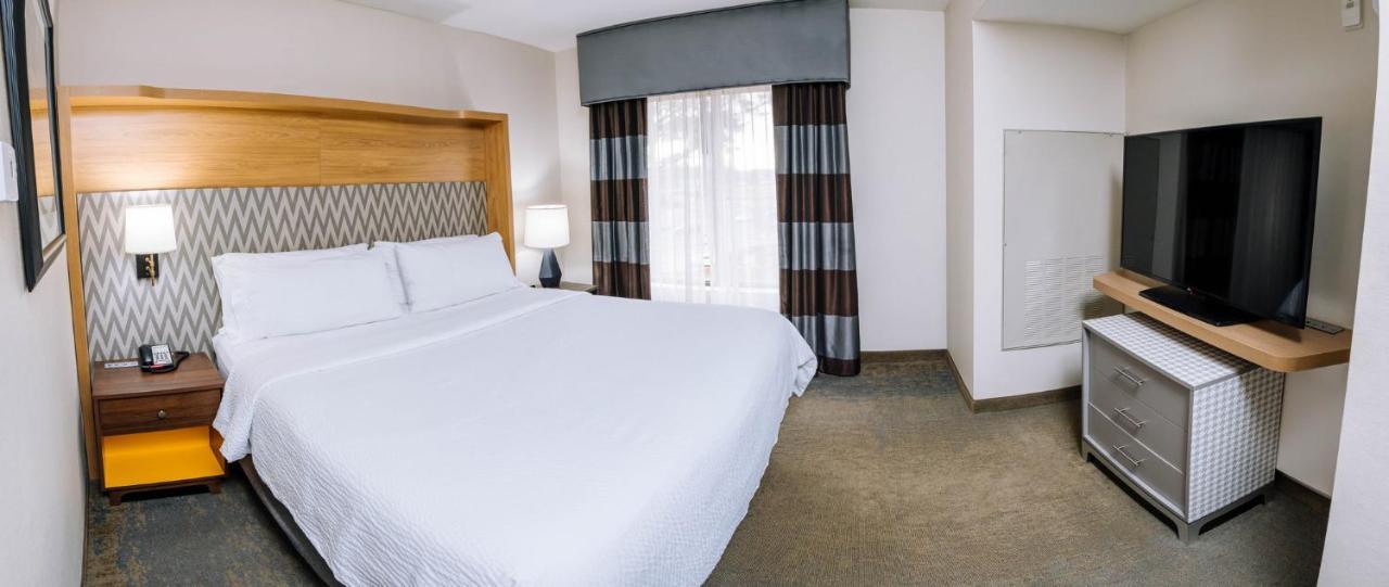 Holiday Inn Hotel & Suites Stockbridge-Atlanta I-75 By Ihg Exteriör bild